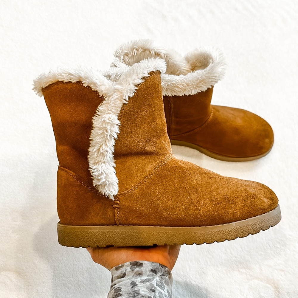 Tan Faux Fur Pull On Short Booties Target Women's Size 7